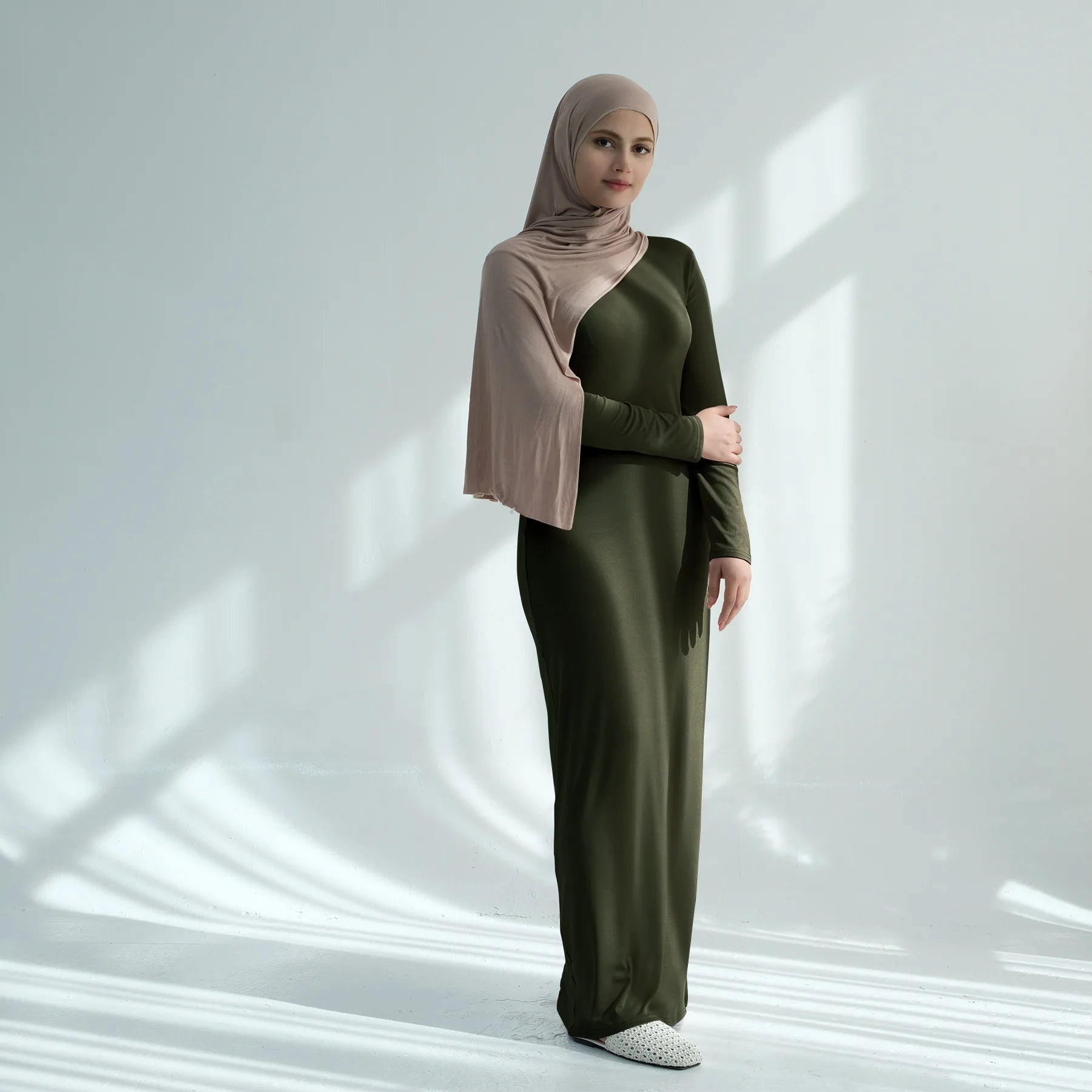 Muslim Women Middle East Turkey Dubai Solid Color Modal Cotton Dress Abaya Robe Loose Fashion Elegant